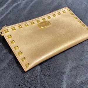 COPY - Gold wristlet Michael Kors.